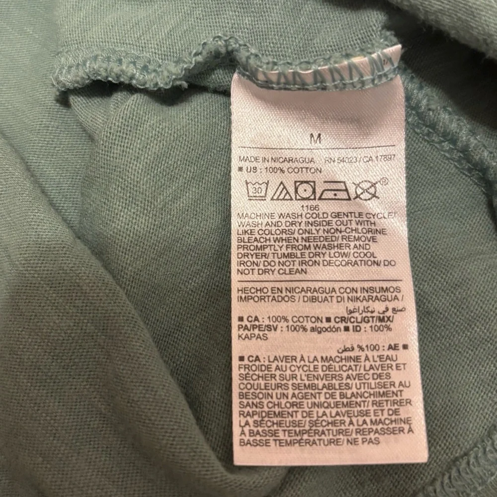 Old Navy Green Graphic T Shirt - Picture 7 of 7